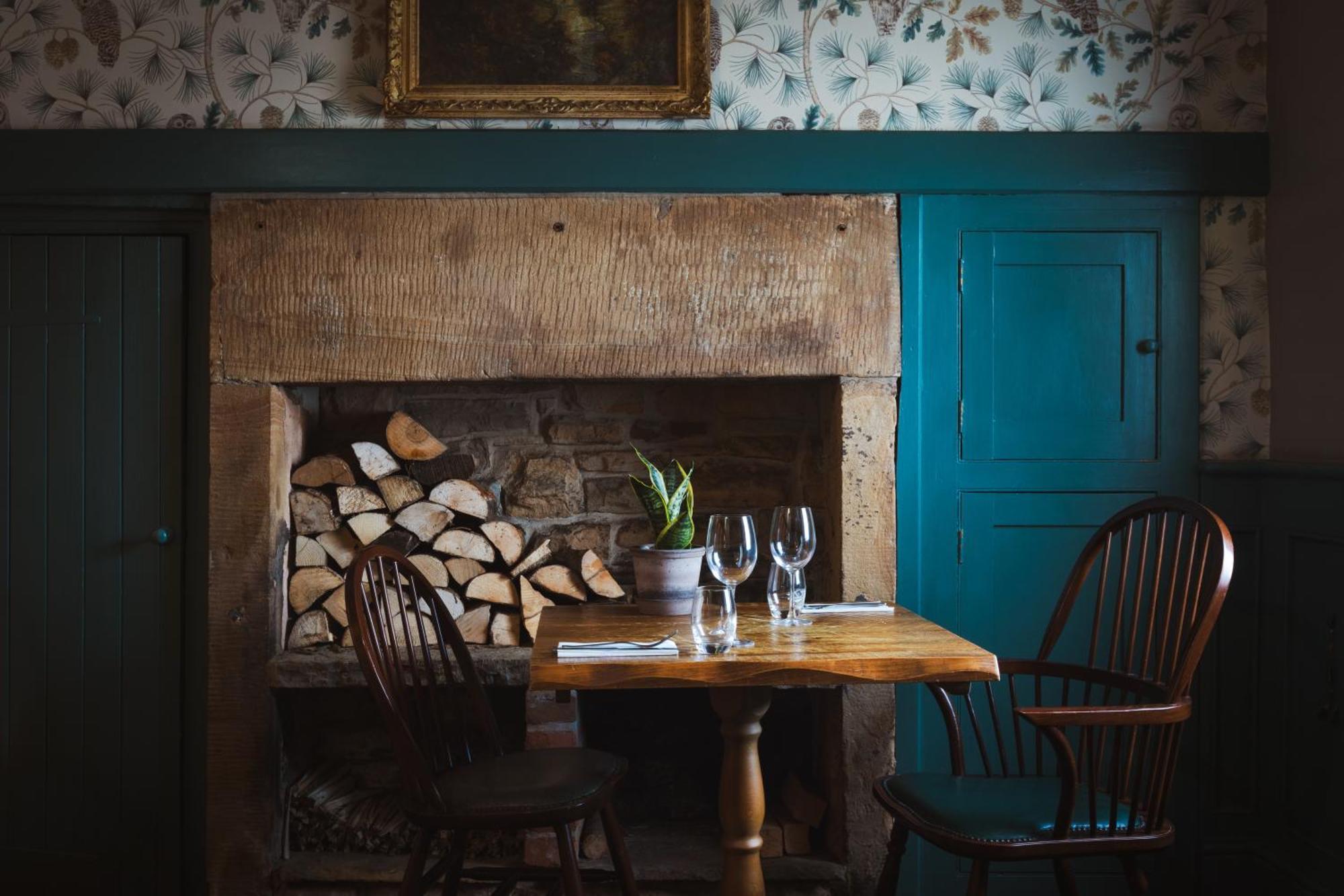 The Pilsley Inn - Chatsworth Baslow Extérieur photo