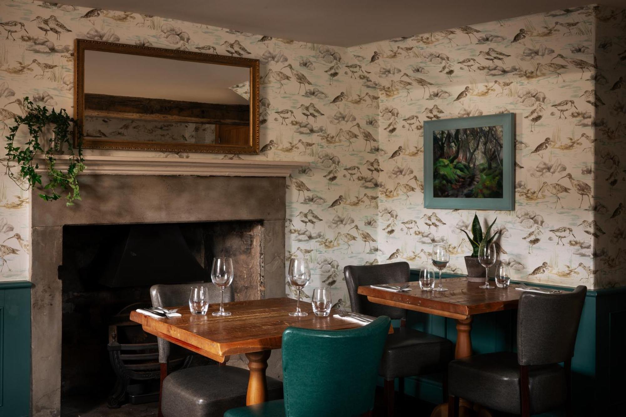 The Pilsley Inn - Chatsworth Baslow Extérieur photo