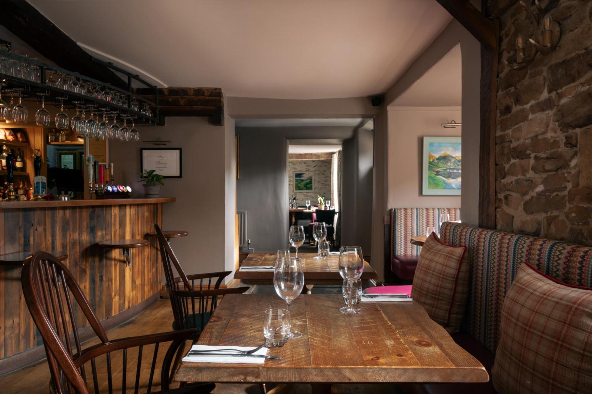 The Pilsley Inn - Chatsworth Baslow Extérieur photo